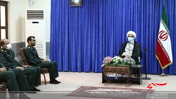 دیدار کارکنان یگان حفاظت هواپیمایی فرودگاههای استان با نماینده ولی فقیه در بوشهر/ تکریم مردم در دستور کار سپاه هواپیمایی قرار دارد دیدار کارکنان یگان حفاظت هواپیمایی فرودگاههای استان با نماینده ولی فقیه در بوشهر/ تکریم مردم در دستور کار سپاه هواپیمایی قرار دارد