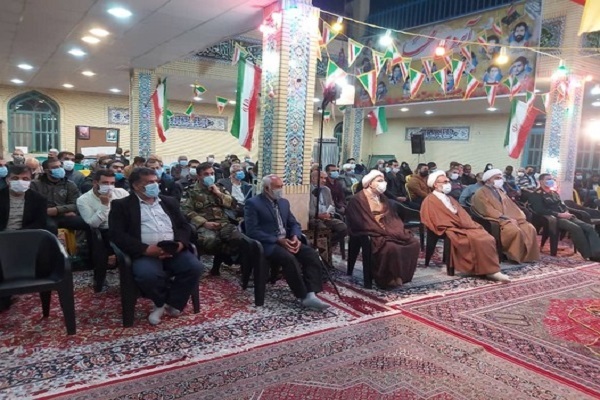 جشن انقلاب در مسجد خاتم الانبیاء (ص) شهرستان کازرون برگزار شد