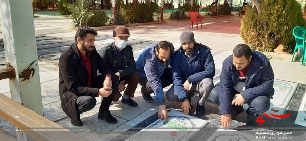 اعضای گردان دوم امام حسین (ع) لشکر ۱۷ با خانواده شهید سراجی دیدار کردند اعضای گردان دوم امام حسین (ع) لشکر ۱۷ با خانواده شهید سراجی دیدار کردند