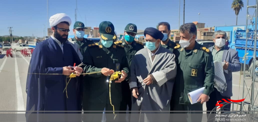 اهدای ۷۰ سری جهیزیه به زوج های نیازمند در گچساران اهدای ۷۰ سری جهیزیه به زوج های نیازمند در گچساران