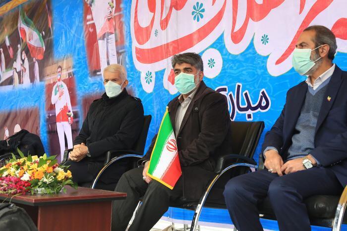 حضور پرشور ورزشکاران در راهپیمایی یوم الله 22 بهمن حضور پرشور ورزشکاران در راهپیمایی یوم الله 22 بهمن