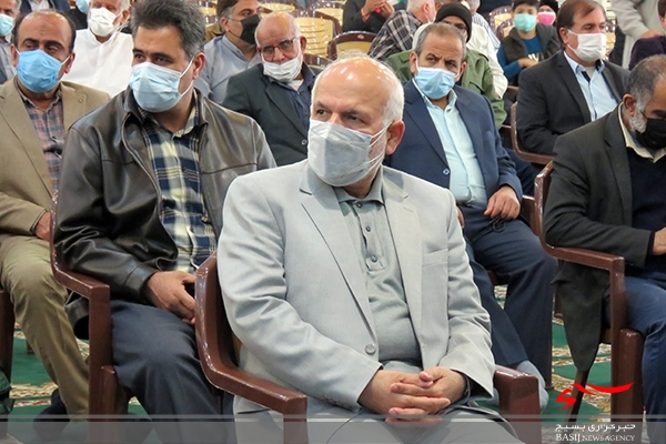 دشمن از طریق فضای مجازی به افتخارهای انقلاب هجمه آورده&zwnj;است