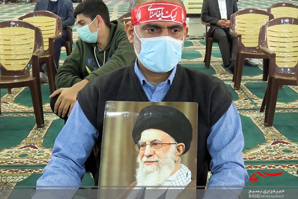 دشمن از طریق فضای مجازی به افتخارهای انقلاب هجمه آورده&zwnj;است