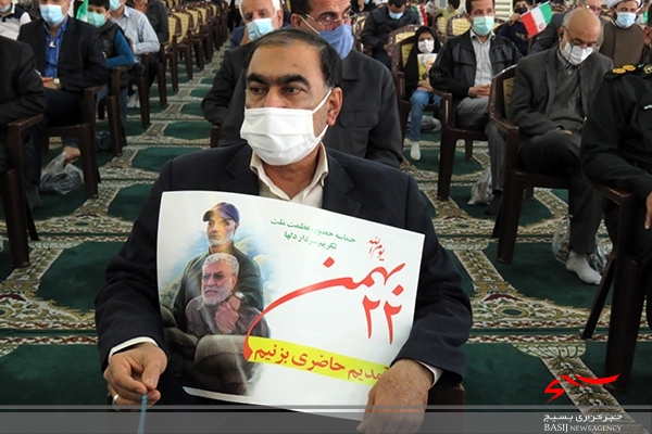 دشمن از طریق فضای مجازی به افتخارهای انقلاب هجمه آورده&zwnj;است