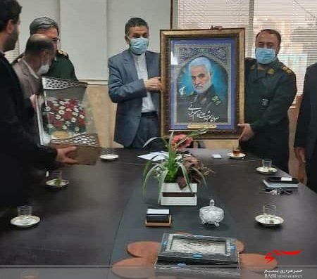 مسئولان بسیج فرهنگیان و دانش آموزی قم با مدیرکل آموزش و پرورش استان دیدار کردند+ تصاویر مسئولان بسیج فرهنگیان و دانش آموزی قم با مدیرکل آموزش و پرورش استان دیدار کردند+ تصاویر