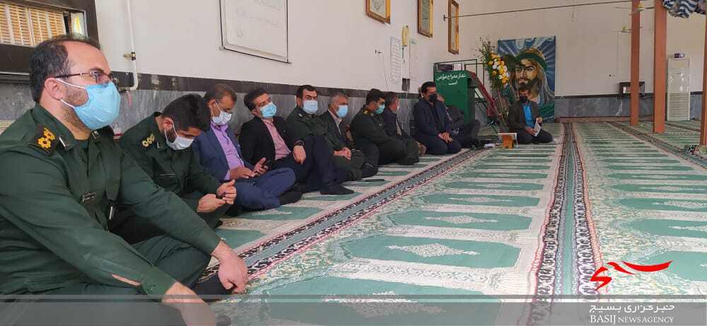 دیدار و ابراز همدردی جانشین سپاه فتح استان با خانواده های ۲ شهید در چرام