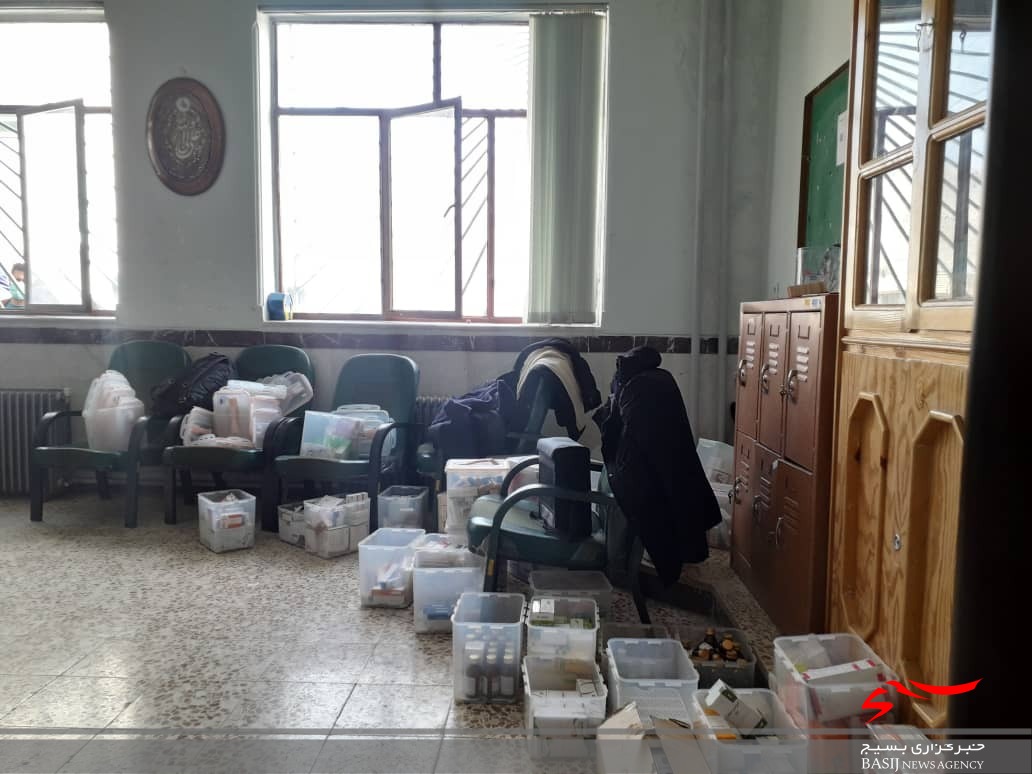 خدمات رسانی رایگان گروه جهادی پزشکی در بخش سپیدار بویراحمد خدمات رسانی رایگان گروه جهادی پزشکی در بخش سپیدار بویراحمد