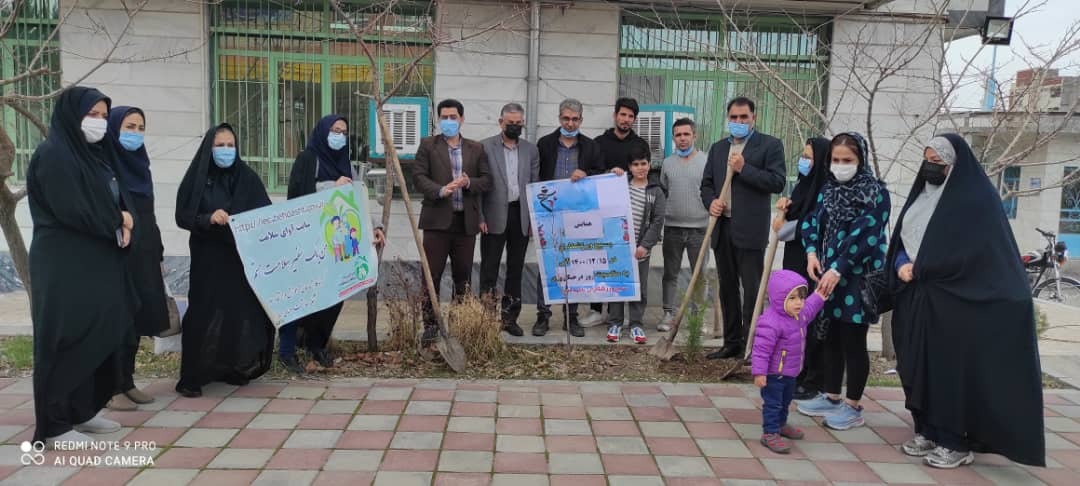 کاشت نهال به نام شهدا توسط بسیج ورزشکاران کاشت نهال به نام شهدا توسط بسیج ورزشکاران