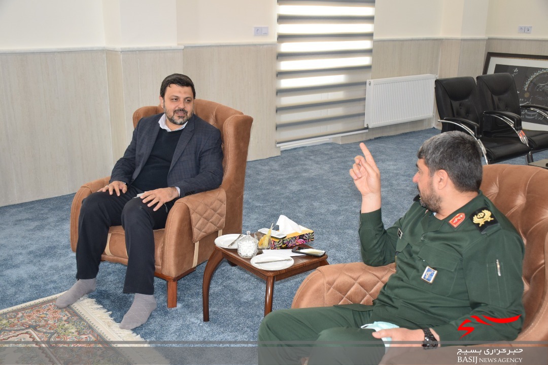 مدیرکل شبکه دنا: مستند اقدامات و فعالیت های سپاه فتح ساخته می شود / سردار خرم دل: آمادگی سپاه فتح و قرارگاه بقیه الله برای ساخت مستند های فاخر در استان