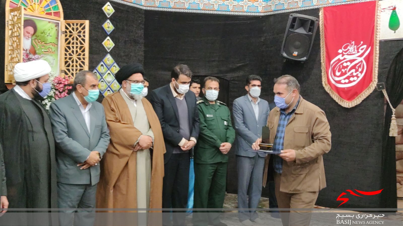 آیین تجلیل از فعالین احسان و نیکوکاری در کهگیلویه و بویراحمد ( + تصاویر ) آیین تجلیل از فعالین احسان و نیکوکاری در کهگیلویه و بویراحمد ( + تصاویر )