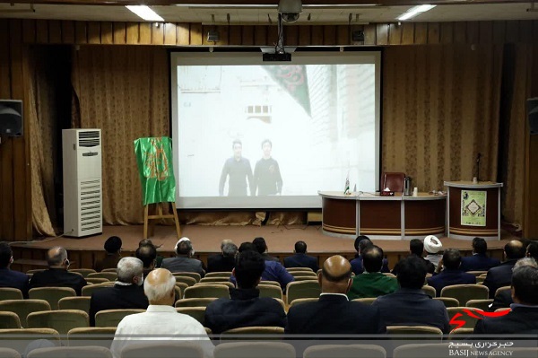 رونمایی از کتیبه پویش «هر خانه، یک حسینیه» در قم+ تصاویر رونمایی از کتیبه پویش «هر خانه، یک حسینیه» در قم+ تصاویر