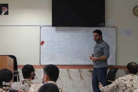 کارگاه آموزشی عکاسی ویژه پایوران وظیفه
