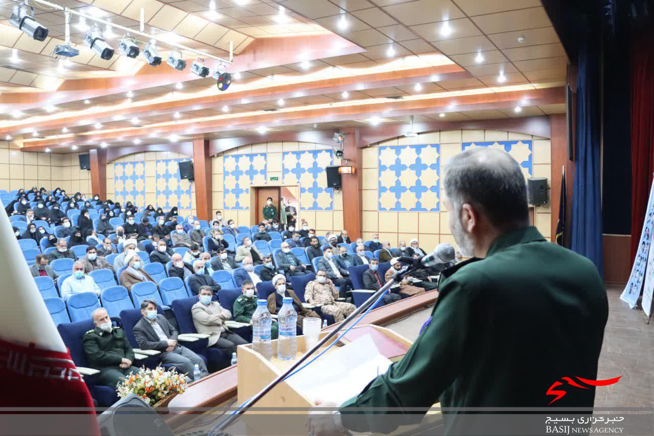 اگر مسئولان به وصایای شهدا عمل کنند تمدن نوین اسلامی سریعتر محقق میشود اگر مسئولان به وصایای شهدا عمل کنند تمدن نوین اسلامی سریعتر محقق میشود