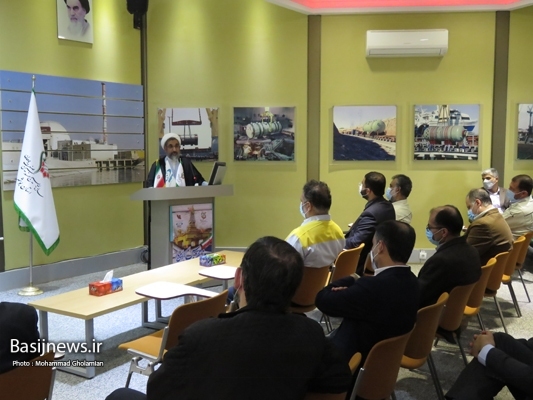 مراسم بزرگداشت روز مهندس در بوشهر برگزار شد/ تقدیر از بسیجیان نمونه صنعت و معدن استان بوشهر