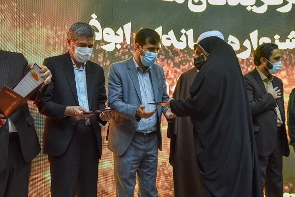 برگزیدگان چهارمین جشنواره رسانهای ابوذر استان فارس مشخص شدند/ خبرنگار بسیج شایسته تقدیر شد برگزیدگان چهارمین جشنواره رسانهای ابوذر استان فارس مشخص شدند/ خبرنگار بسیج شایسته تقدیر شد