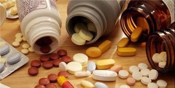 کشف داروهای غیرمجاز در صندوق عقب تاکسی