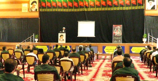 امام خمینی (ره) عقیده را در میدان جهاد معنی کرد امام خمینی (ره) عقیده را در میدان جهاد معنی کرد