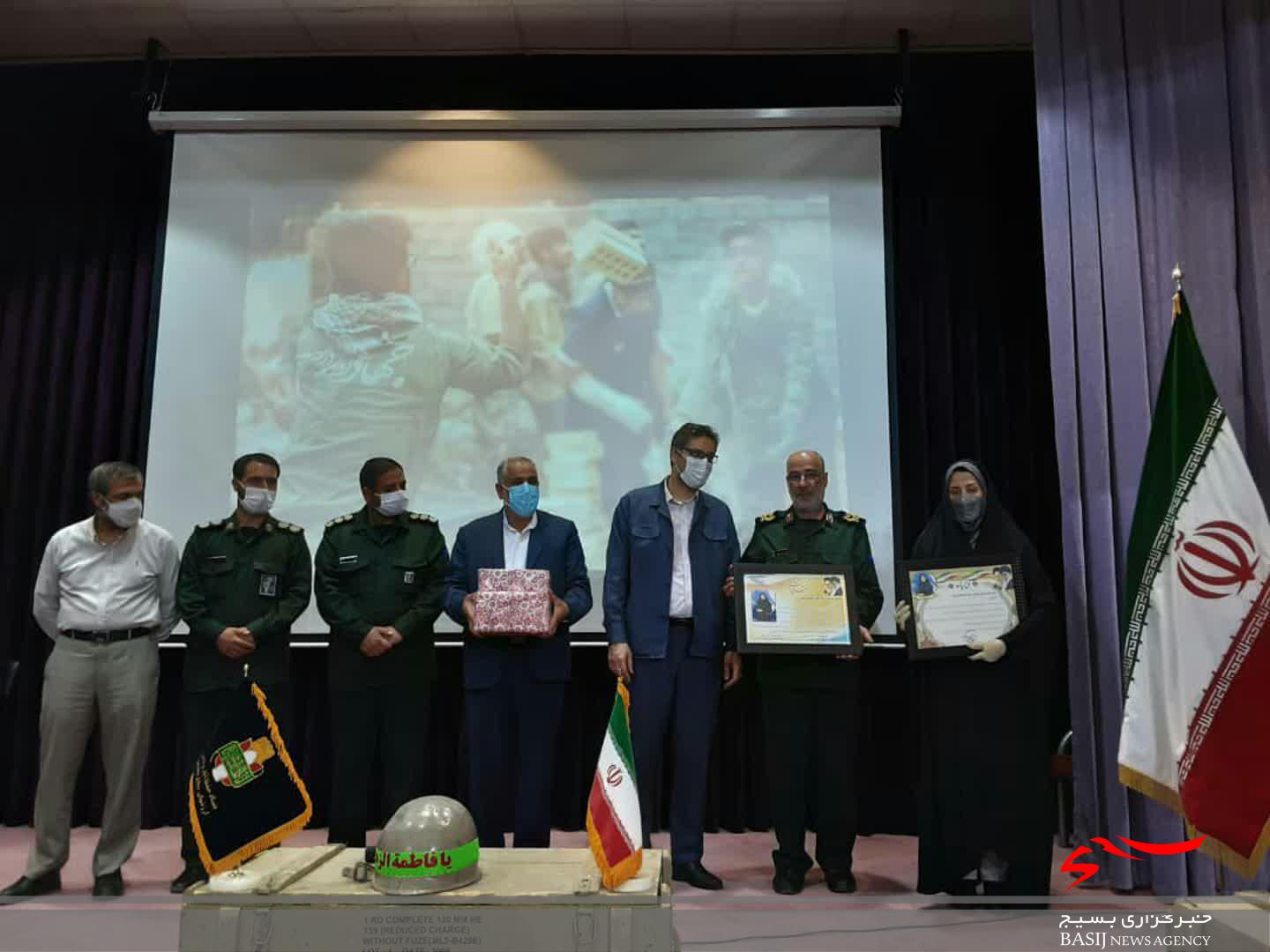 حضور حداکثری ملت ایران در ۲۸ خرداد ماه عامل مهم مقابله با جنگ اقتصادی و تحریم های ظالمانه است حضور حداکثری ملت ایران در ۲۸ خرداد ماه عامل مهم مقابله با جنگ اقتصادی و تحریم های ظالمانه است