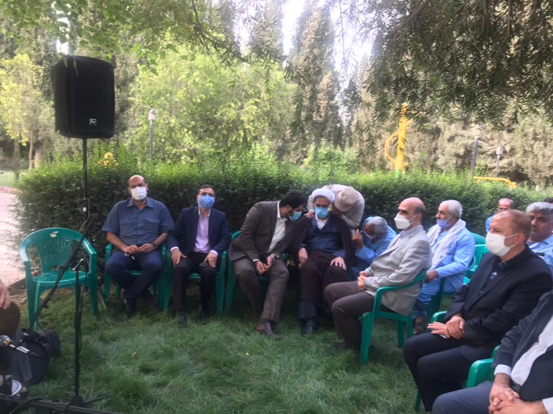 کمک شرکت پتروشیمی شیراز به بیمارستان جانبازان اعصاب و روان جنت شیراز کمک شرکت پتروشیمی شیراز به بیمارستان جانبازان اعصاب و روان جنت شیراز