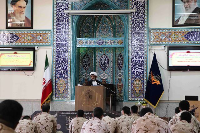 افزایش استقلال وعزت نفس؛از ویژگی های خدمت سربازی است افزایش استقلال وعزت نفس؛از ویژگی های خدمت سربازی است