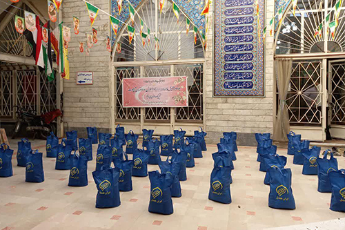 توزیع بیش از 800 پرس غذای گرم میان نیازمندان توزیع بیش از 800 پرس غذای گرم میان نیازمندان
