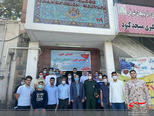 اهدای خون توسط جامعه ورزشی بسیح در تبریز اهدای خون توسط جامعه ورزشی بسیح در تبریز