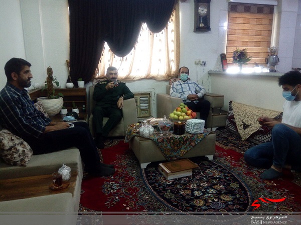 پیام تبریک فرمانده سپاه کربلا به خانواده هادی ساروی پیام تبریک فرمانده سپاه کربلا به خانواده هادی ساروی