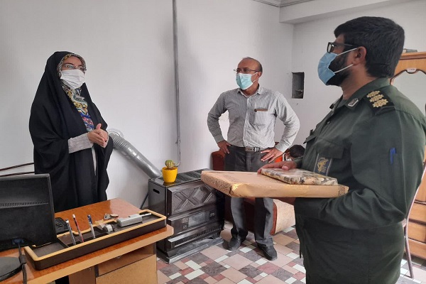 دیدار متفاوت فرمانده سپاه ناحیه داراب در روز خبرنگار دیدار متفاوت فرمانده سپاه ناحیه داراب در روز خبرنگار