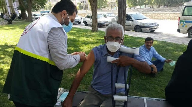 راه اندازی مرکز تجمیعی واکسیناسیون کرونا در لرستان توسط سپاه راه اندازی مرکز تجمیعی واکسیناسیون کرونا در لرستان توسط سپاه