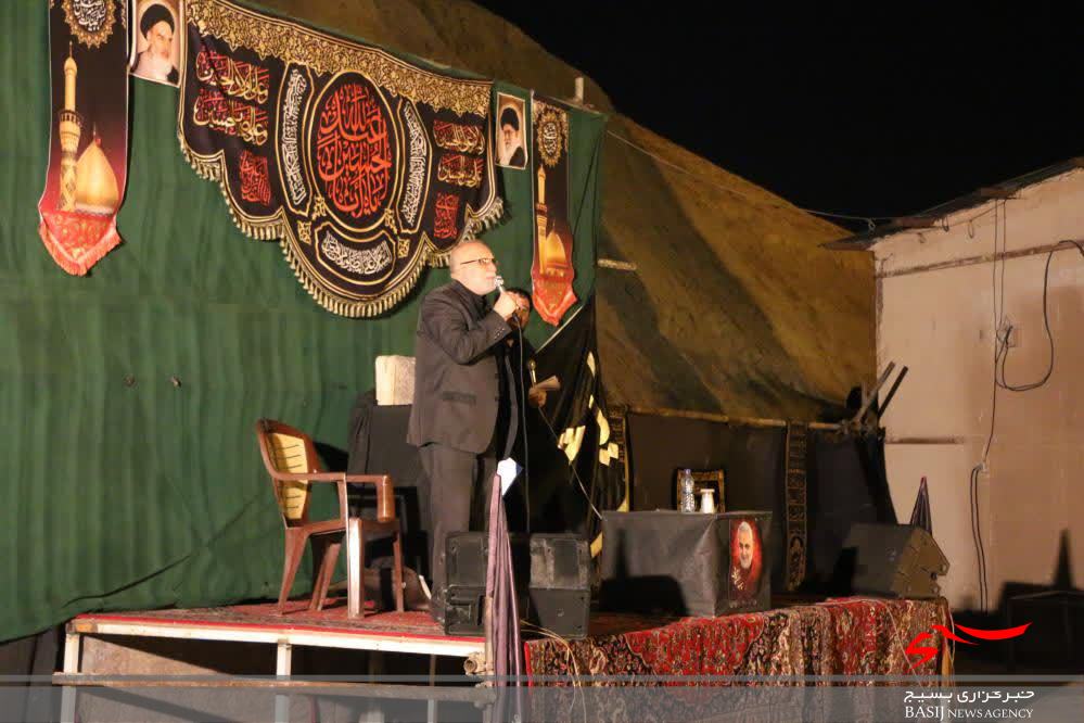 عزاداری شب عاشورا در حرم ۱۴ شهید گمنام کوه خضرنبی