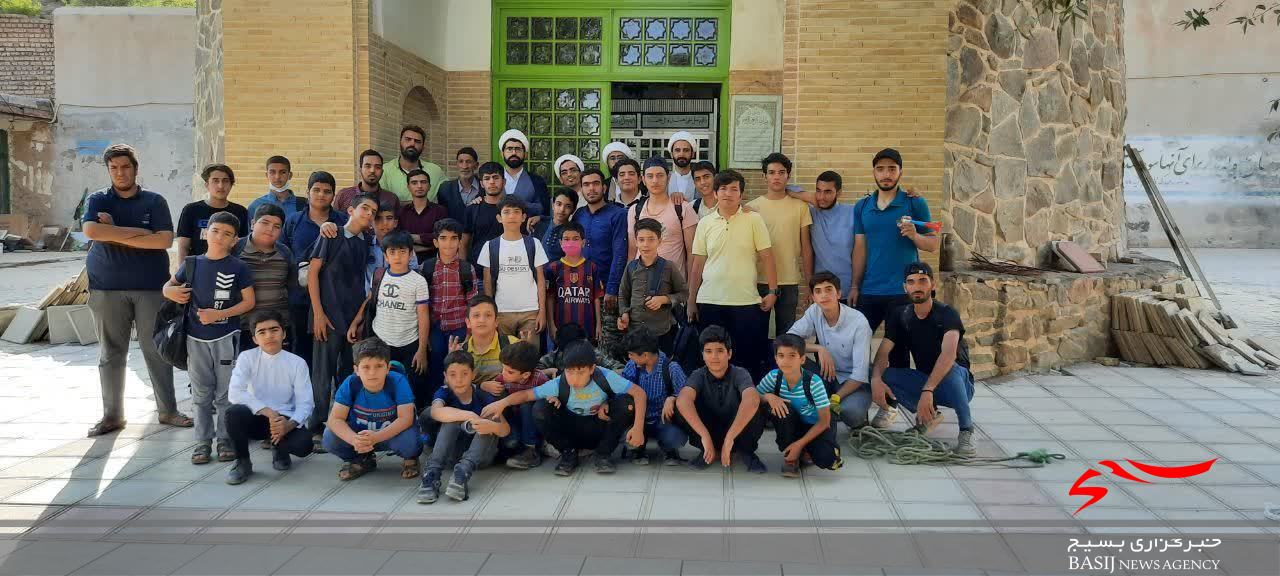 اردوی بسیجیان پایگاه حاج حسین وفایی در روستای فوجرد