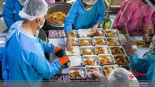 بیش از ۷ هزار پرس غذا در بین محرومان فردیس توزیع شد بیش از ۷ هزار پرس غذا در بین محرومان فردیس توزیع شد