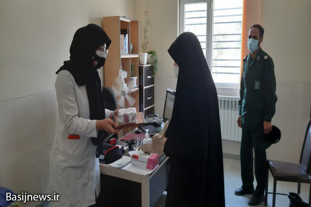 تجلیل از کادر درمان شهرستان کبودارهنگ تجلیل از کادر درمان شهرستان کبودارهنگ