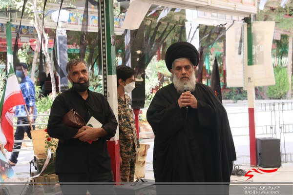 تهیه ۶۰۰ بسته معیشتی تحصیلی برای نیازمندان+ تصاویر
