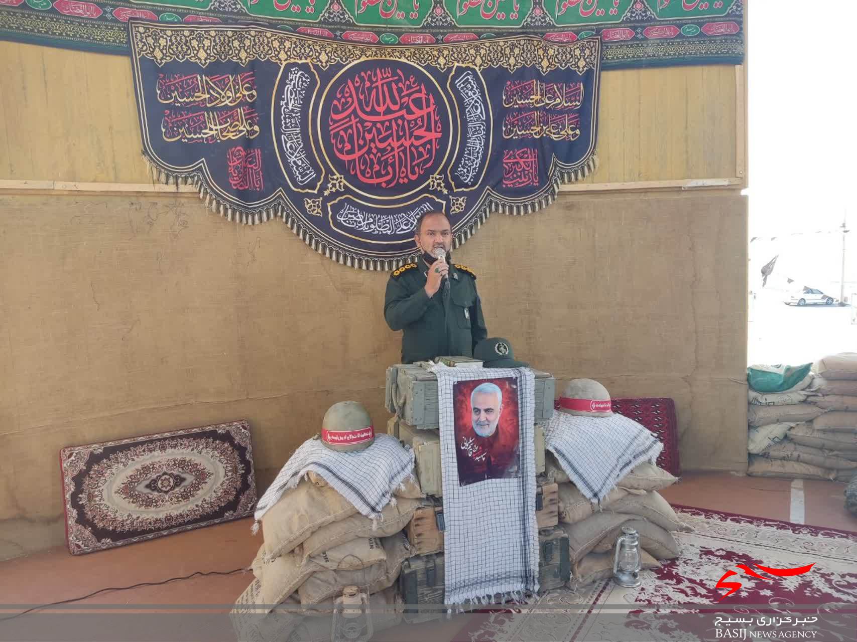 غبارروبی مزار شهدای گمنام کوه خضر نبی(ع) قم باحضور بسیجیان حوزه شهید بهشتی