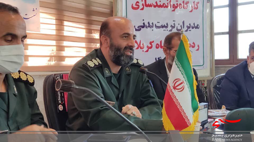 ضرورت ترویج فرهنگ ایثار و شهادت در بین ورزشکاران و مربیان