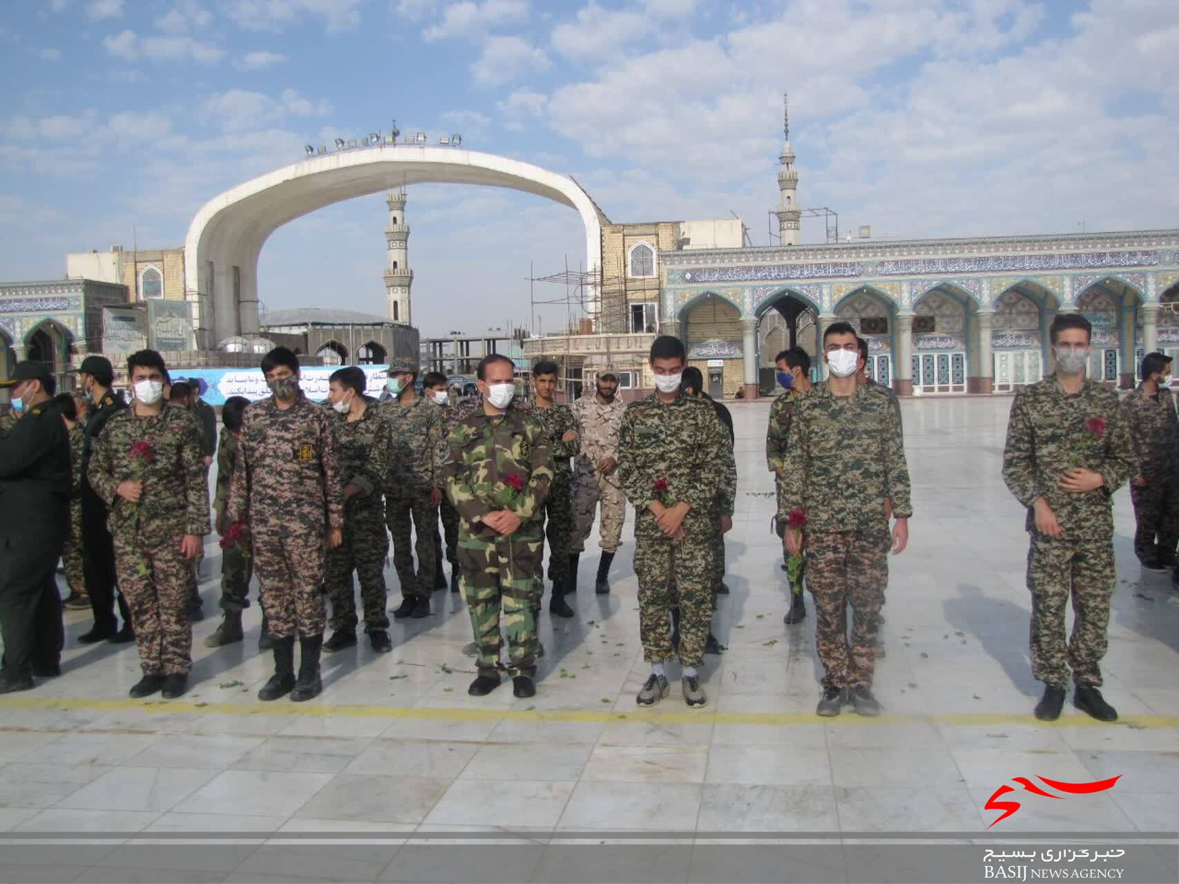 حضور بسیجیان در مراسم عهد سربازی مسجد جمکران حضور بسیجیان در مراسم عهد سربازی مسجد جمکران