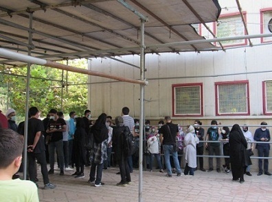 سرکشی مسئول نمایندگی ناحیه حضرت ولی عصر(عج) از سوله واکسیناسیون پارک هنرمندان