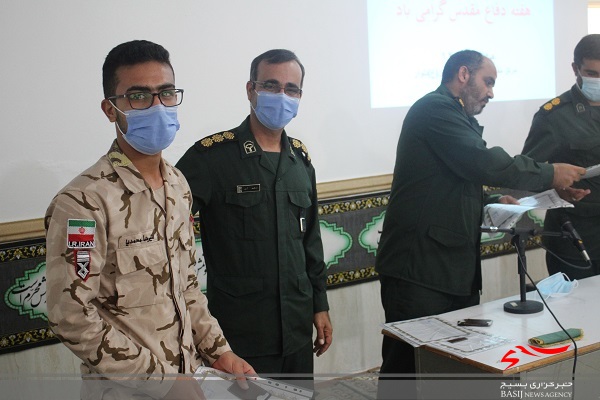 همایش روز سرباز در دلوار برگزار شد همایش روز سرباز در دلوار برگزار شد
