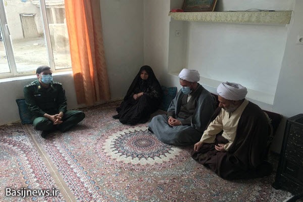 خانواده‌های شهدا و ایثارگران با ارزش‌ترین سرمایه‌های  این مرز و بوم هستند