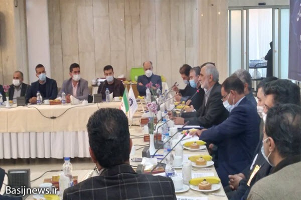 نشست B2B با تولیدکنندگان و صادرکنندگان استان همدان نشست B2B با تولیدکنندگان و صادرکنندگان استان همدان