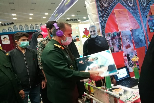 افتتاح نمایشگاه پایگاههای اسوه استان فارس همرمان با اولین روز از هفته بسیج در شیراز افتتاح نمایشگاه پایگاههای اسوه استان فارس همرمان با اولین روز از هفته بسیج در شیراز