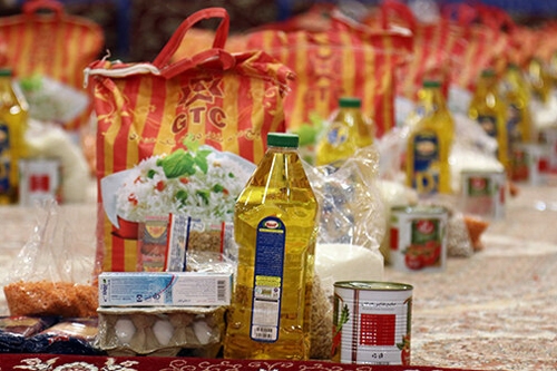 اجرای رزمایش کمک مؤمنانه در شهر گرمدره/ 70 بسته معیشتی میان نیازمندان توزیع شد اجرای رزمایش کمک مؤمنانه در شهر گرمدره/ 70 بسته معیشتی میان نیازمندان توزیع شد