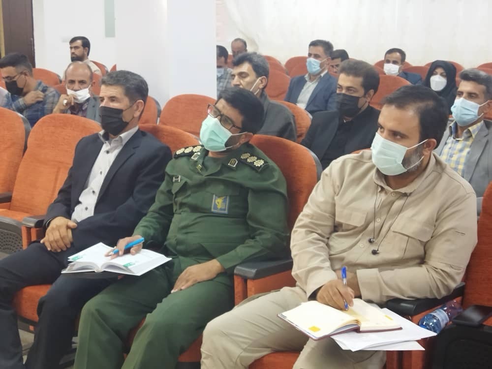 استان فارس از لحاظ مشکلات باید بعنوان استان کمتر برخوردار مورد توجه دولت و مجلس قرار گیرد استان فارس از لحاظ مشکلات باید بعنوان استان کمتر برخوردار مورد توجه دولت و مجلس قرار گیرد