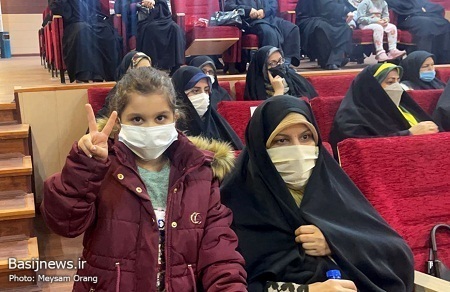 آیین تجلیل از خادمین اقامه نماز و خانوادههای شهدا و جانبازان برگزار شد