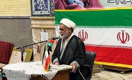 مراسم تجلیل از پیشکسوتان جهادی و بسیجیان نمونه برگزار شد