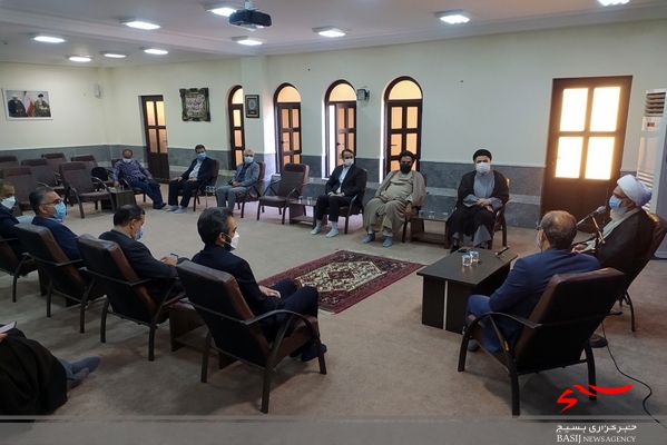 دانشگاه آزاد از ظرفیت استان بوشهر برای شهرک داروسازی دریایی استفاده کند دانشگاه آزاد از ظرفیت استان بوشهر برای شهرک داروسازی دریایی استفاده کند