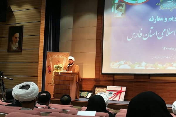 مدیرکل جدید تبلیغات اسلامی فارس معرفی شد مدیرکل جدید تبلیغات اسلامی فارس معرفی شد