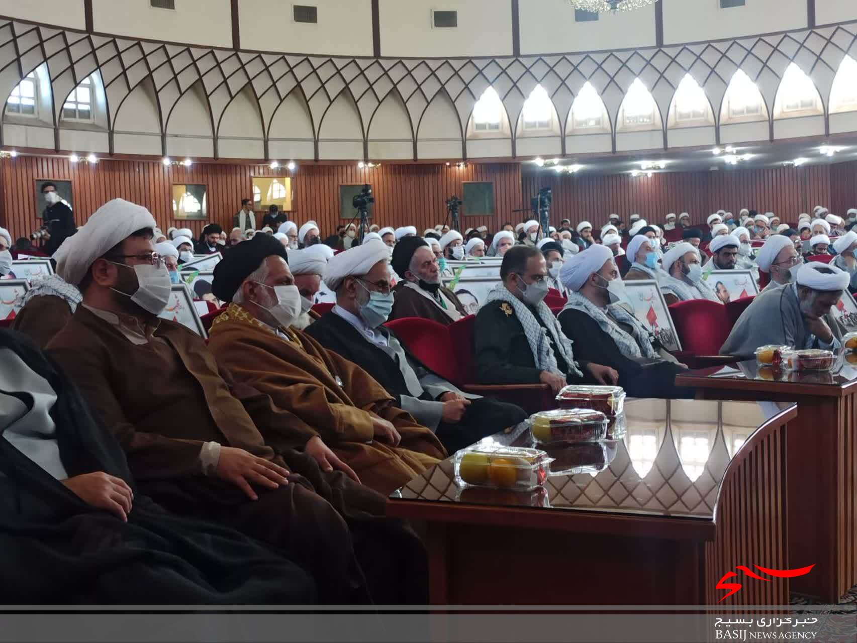 بسیج عظیم ترین ماندگار انقلاب اسلامی است بسیج عظیم ترین ماندگار انقلاب اسلامی است