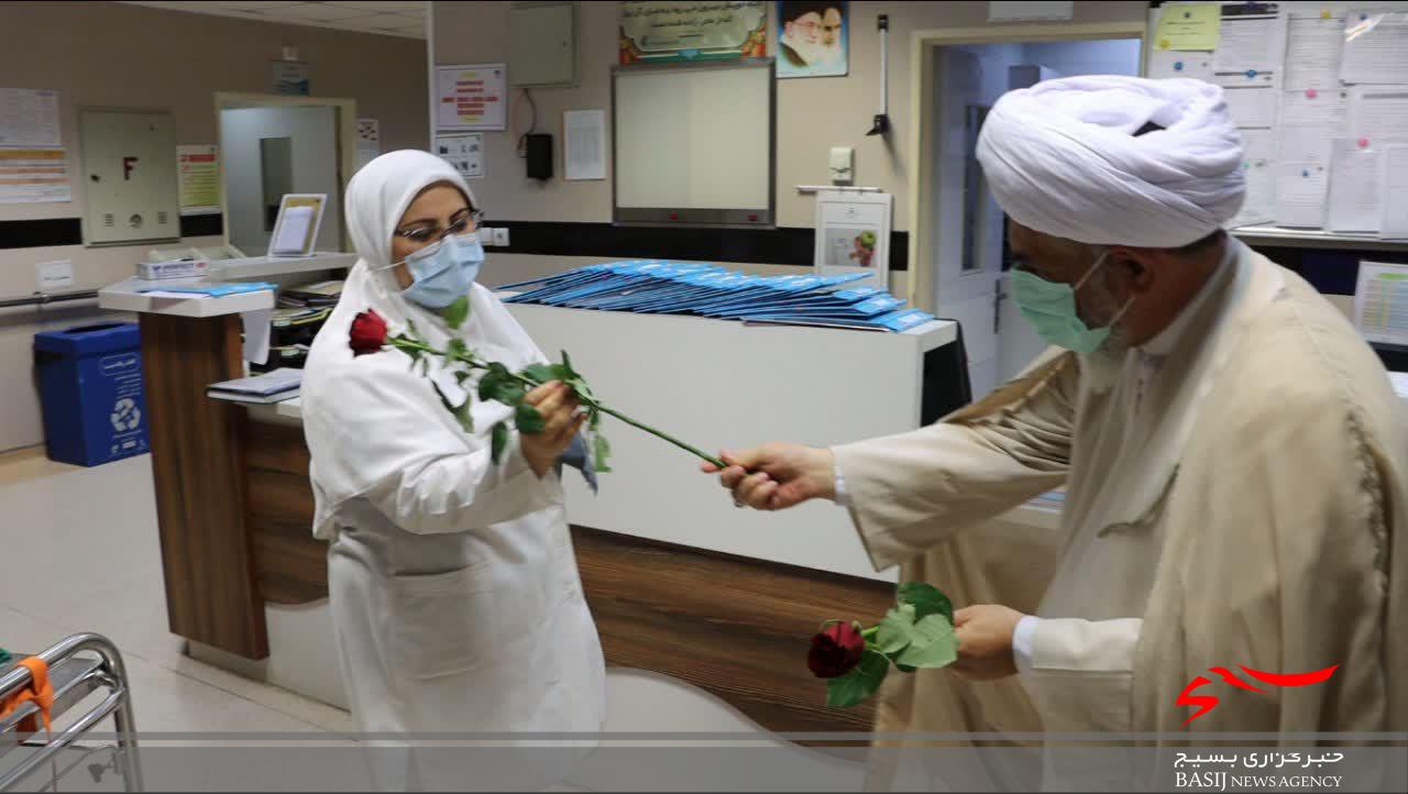 صبر پرستاران در مواجهه با بیمار تسکین دردهای جسمی و روحی است صبر پرستاران در مواجهه با بیمار تسکین دردهای جسمی و روحی است